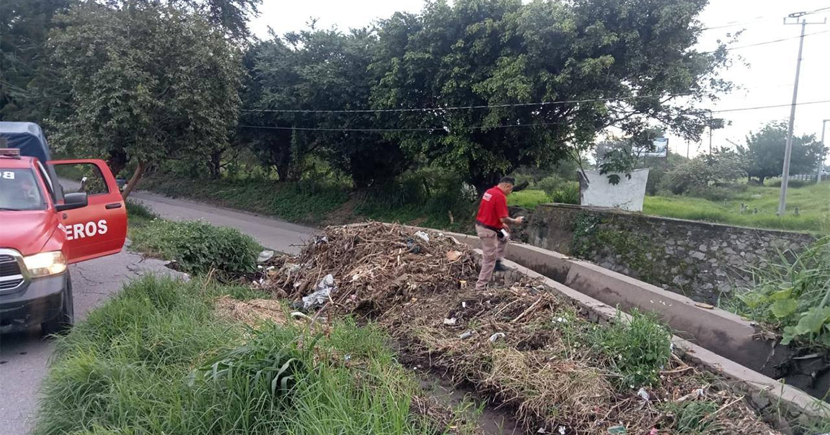 Bomberos y Urgencias Básicas de Temixco refuerzan monitoreo en puntos con riesgo de inundación
