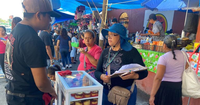 Realizamos Inspecciones Sanitarias en el Tianguis de Temixco y Plaza Solaz para Garantizar la Salud de la Población