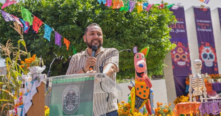 H. Ayuntamiento de Temixco celebra sus tradiciones con Concurso de Ofrendas en Plaza Solidaridad