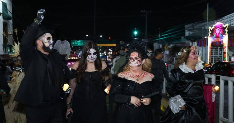 Celebra Temixco un Día de Muertos histórico con la primera magna procesión y concurso de carros alegóricos