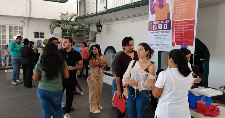 Concluye con éxito primer Macromódulo de Vacunación en el Ayuntamiento; personal municipal pone el ejemplo