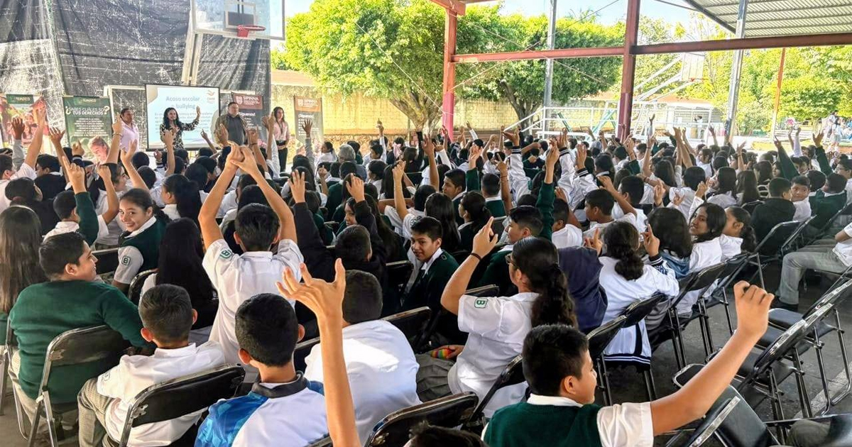 Jornada contra el Acoso Escolar llega a 1,300 estudiantes en Acatlipa; "su bienestar es prioridad": Israel Piña Labra