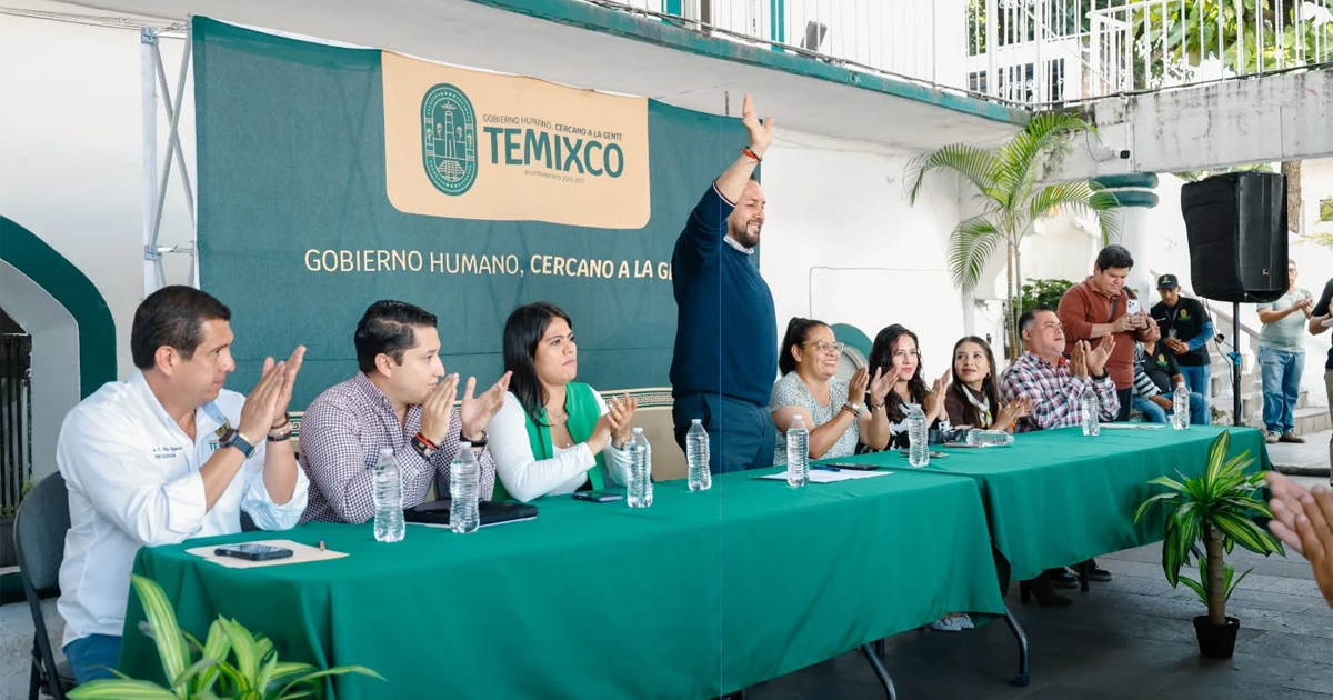 Toma protesta Israel Piña Labra a la nueva administración del Sistema de Agua de Acatlipa; refrenda trabajo conjunto